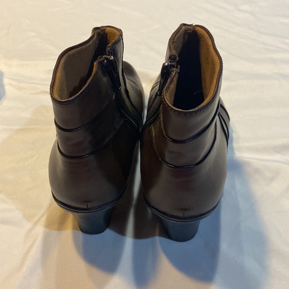 Earth Spirit Ankle Bootie size 8 leather upper Flora Brown - Picture 3 of 12